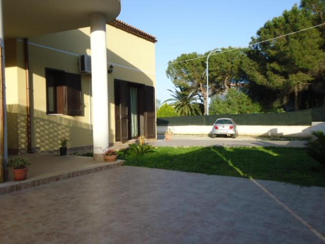 Photo of Buildings in Fontane Bianche