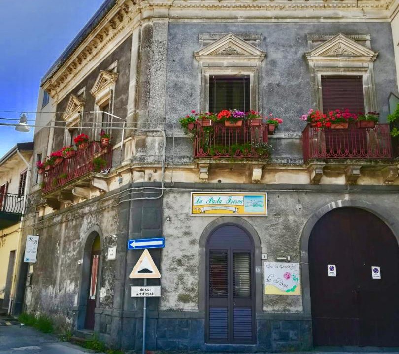 Photo of Buildings in Rovittello