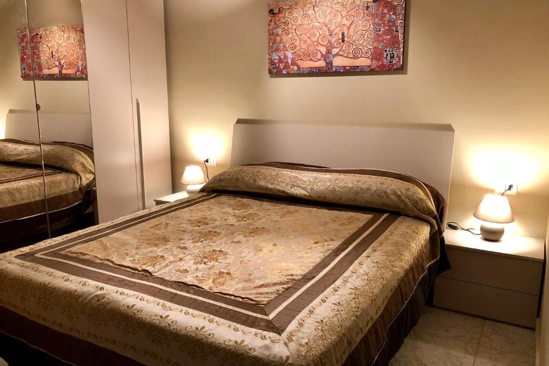 Photo of Bedroom in Rometta Marea