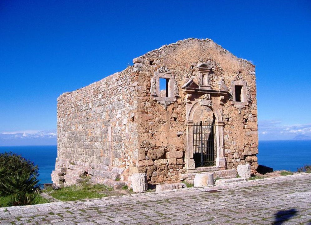 Photo of Buildings in San Marco d'Alunzio