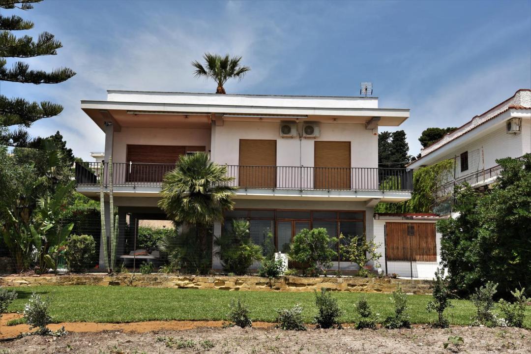 Photo of Buildings in Santa Flavia