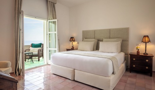 Signature Suite