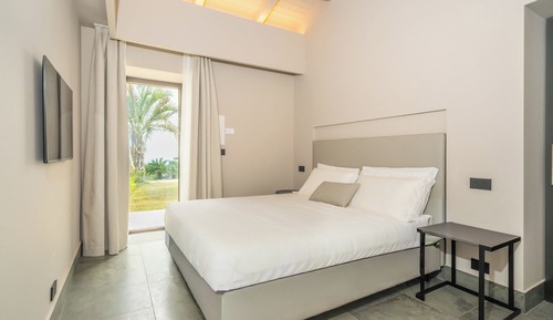 Luxury Room, 1 King Bed, Sea View