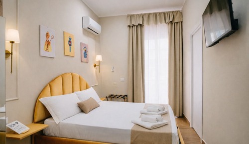 Basic Room, Balcony, City View