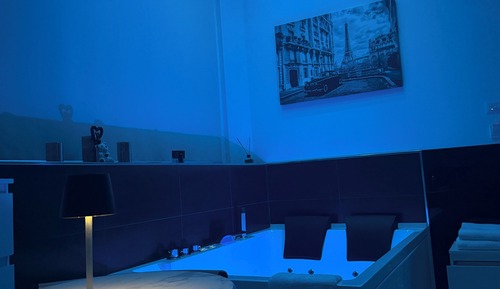 Paris Room