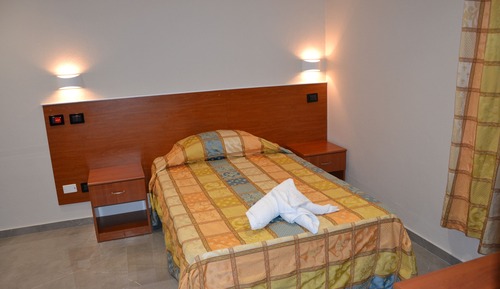 Classic Single Room, Ensuite, Courtyard View