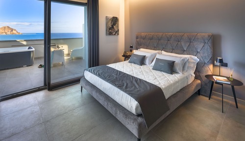 Exclusive Double Room, Jetted Tub, Sea View