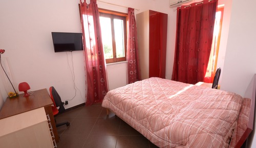 Basic Suite, 2 Bedrooms, Accessible, Garden View
