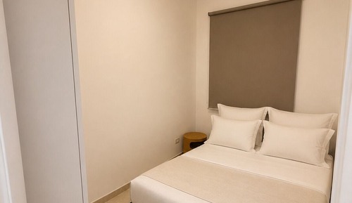Classic Triple Room, Partial Sea View