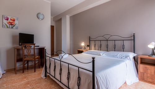 Classic Double Room, Ensuite