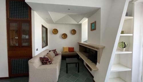 Three-Bedroom Apartment with Balcony