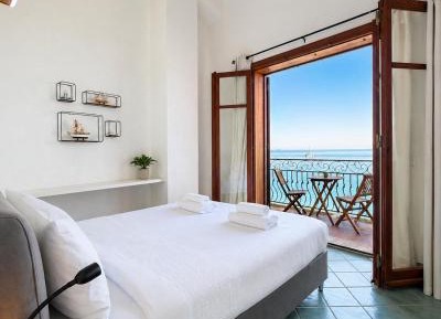 Three-Bedroom Apartment with Ocean View