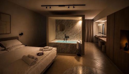 One-Bedroom Apartment with Spa Bath