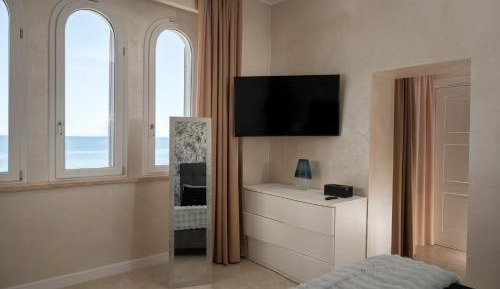 Two-Bedroom Apartment with Terrace and Sea View