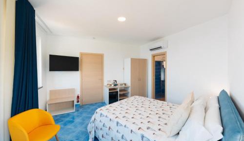 Deluxe Double Room with Sea View