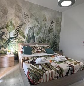 Deluxe Double Room with Balcony and Sea View