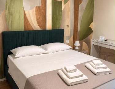 One-Bedroom Deluxe Apartment