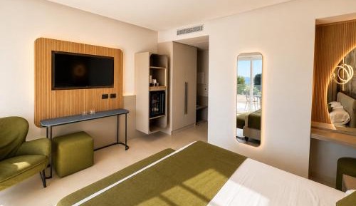 Deluxe Junior Suite
