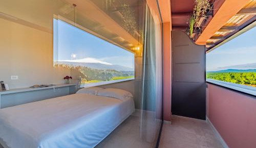 One-Bedroom Loft Apartment with Balcony