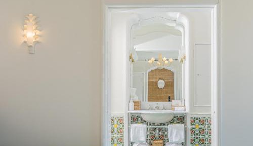 Deluxe Double Room with Garden View