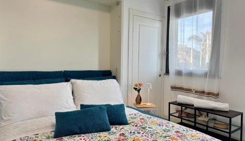 Double Room with Balcony and Sea View