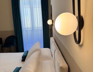 Deluxe Triple Room with Sea View
