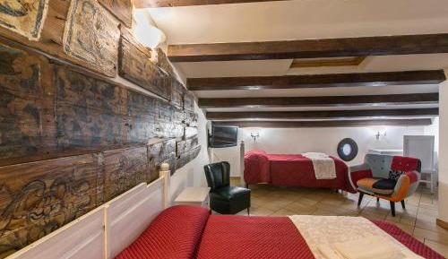 Triple Room