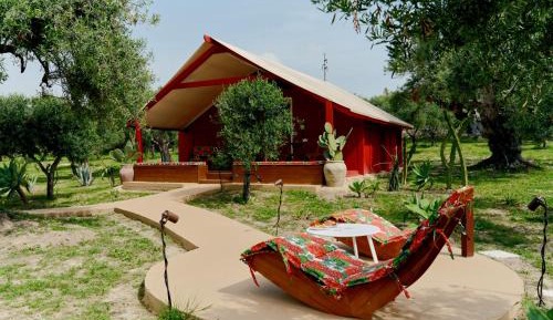 Deluxe Bungalow with Garden View