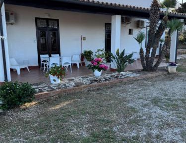 Quadruple Room with Patio