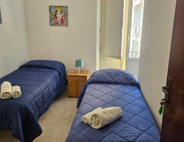 Twin Room with Private Bathroom
