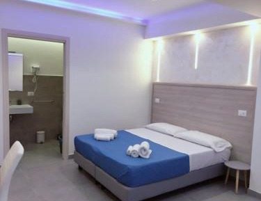 Double or Twin Room with Private Bathroom