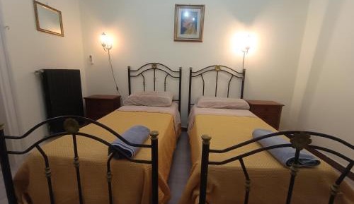 Large Double or Twin Room