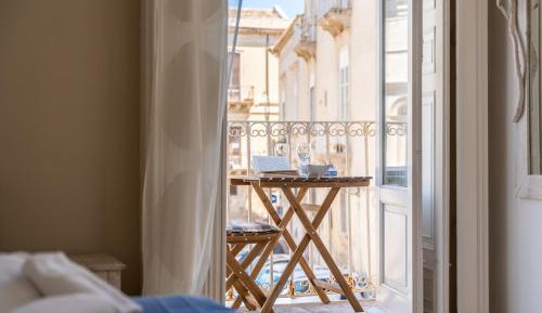Apartment with Balcony