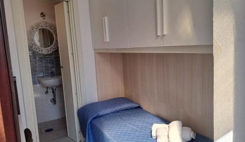 Single Room with Bathroom
