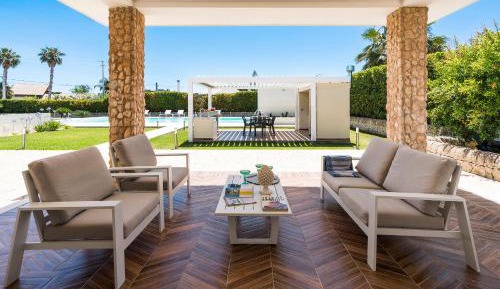 Deluxe Villa