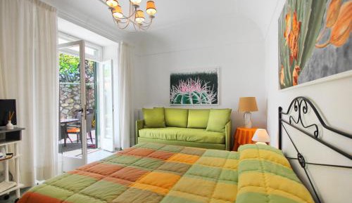 Triple Room with Terrace