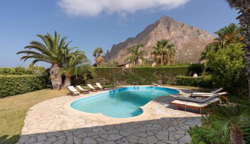 Villa with Sea View