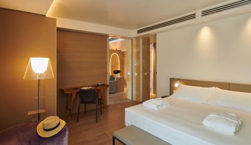 Suite with City View