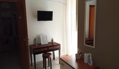 Single Room with Private Bathroom