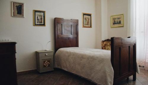 Twin Room with Private Bathroom
