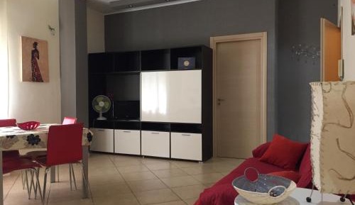 Apartment with Mountain View