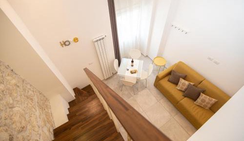 Studio - Split Level