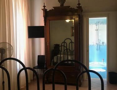 Double or Twin Room with Private Bathroom
