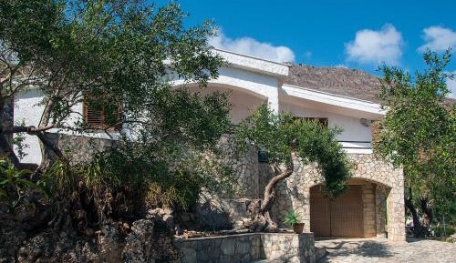 Villa with Sea View