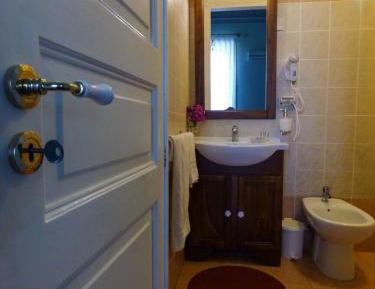 Luxury Triple Room