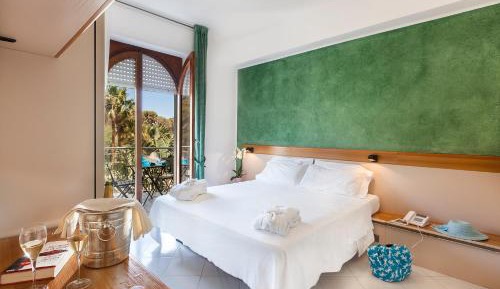 Double Room with Pool View
