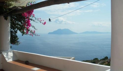 Studio Apartment with Sea View