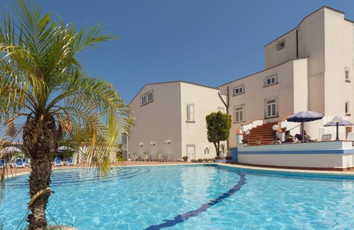 Grottasanta Hotel | Grand Hotel Villa Politi