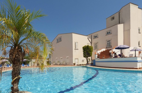 Grottasanta Hotel | Grand Hotel Villa Politi