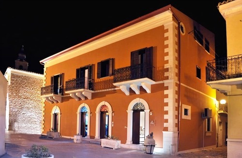 Comiso Hotel | B&B Al Teatro